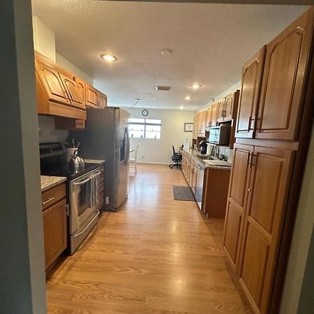 Delightful 3 Bdrm Home, Mins To Clearwater Beach Exterior foto