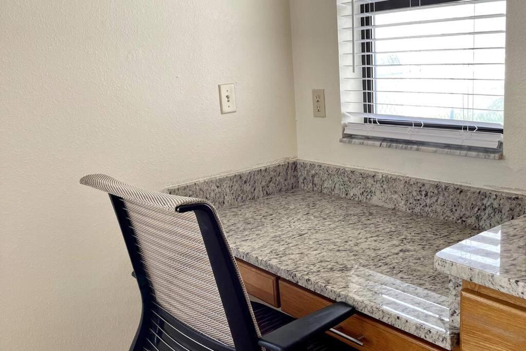 Delightful 3 Bdrm Home, Mins To Clearwater Beach Exterior foto